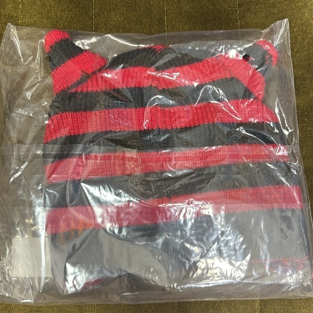 Dolls Kill The Grave Girls Cat Be Serious Striped Knit Beanie New